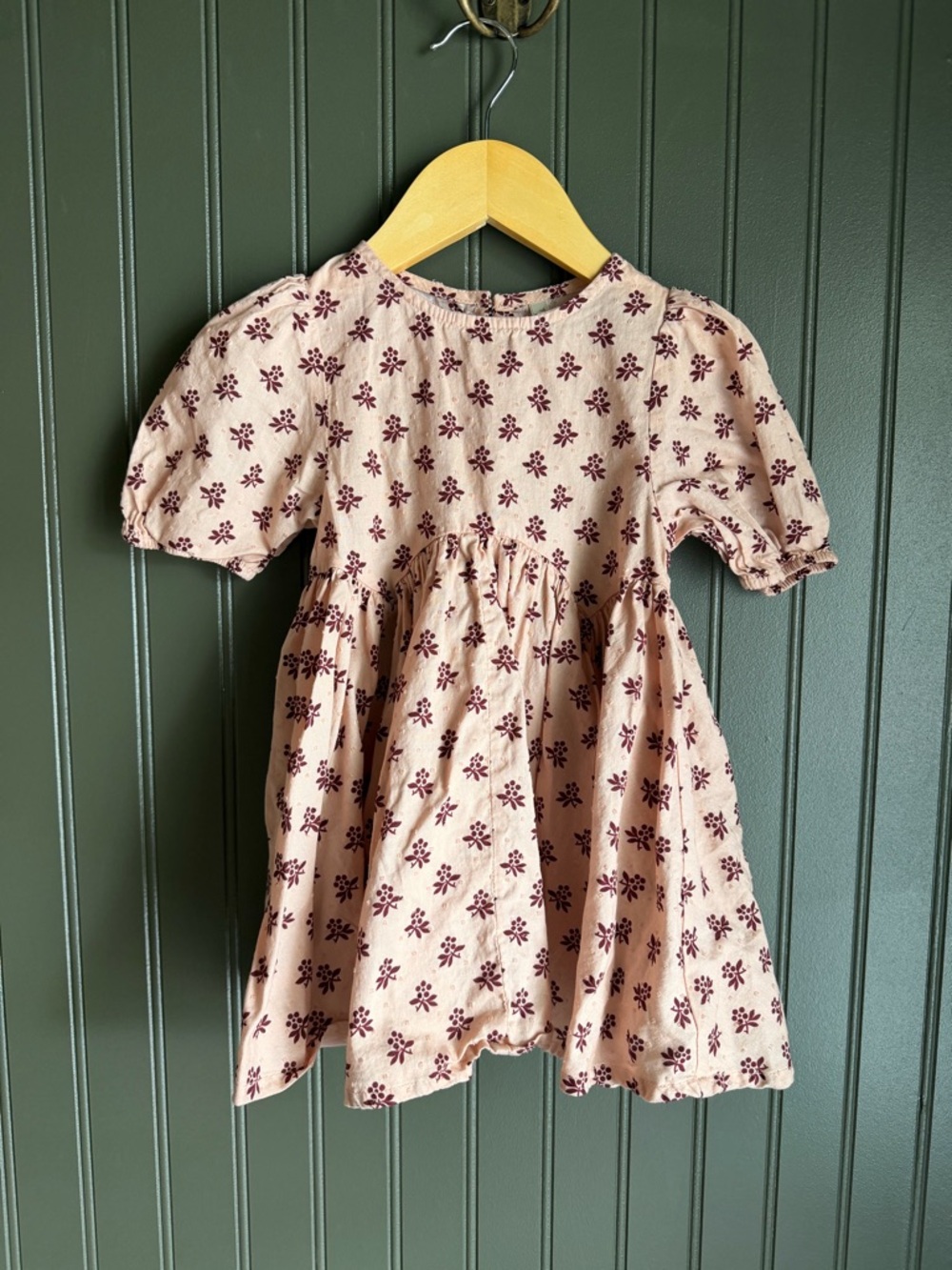 Rylee + Cru Pink Floral Puff-Sleeve Dress